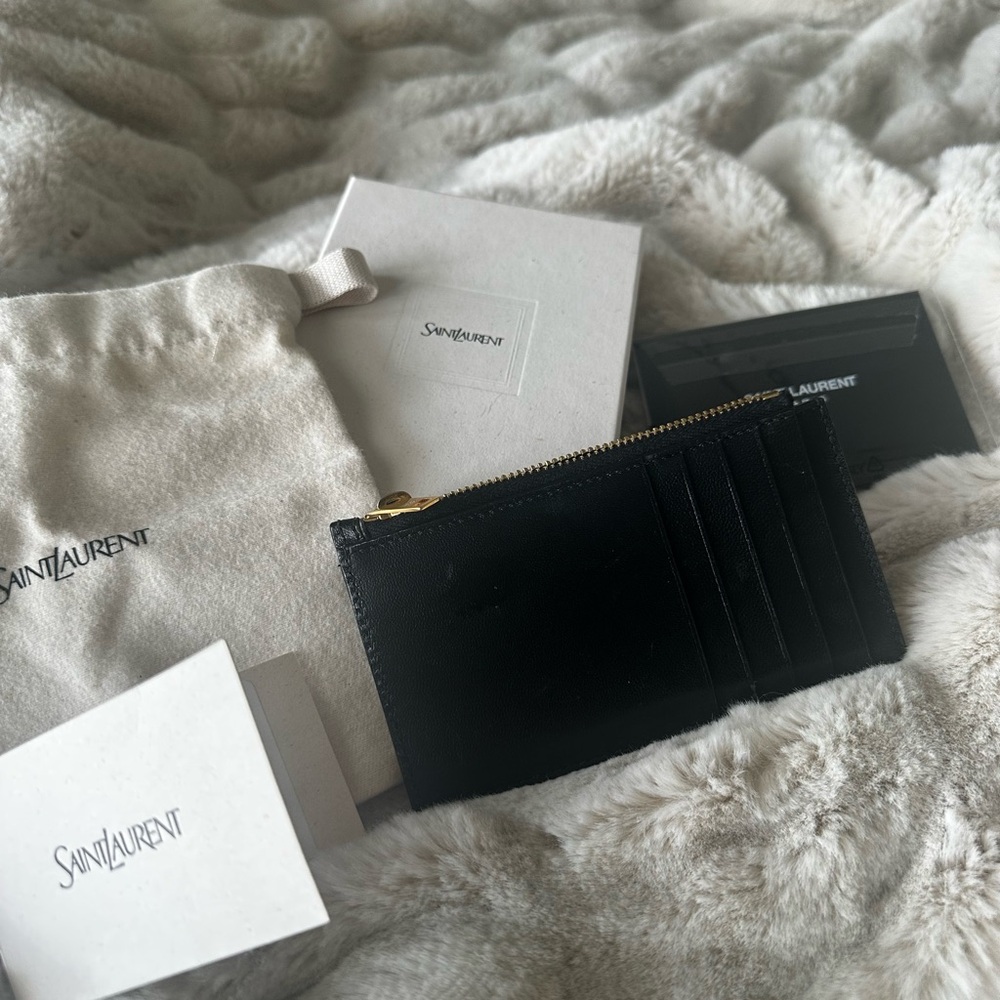 Saint Laurent Black Quilted Credit Card Holder with Gold Logo Lambskin BRAND NEW - Picture 8 of 13